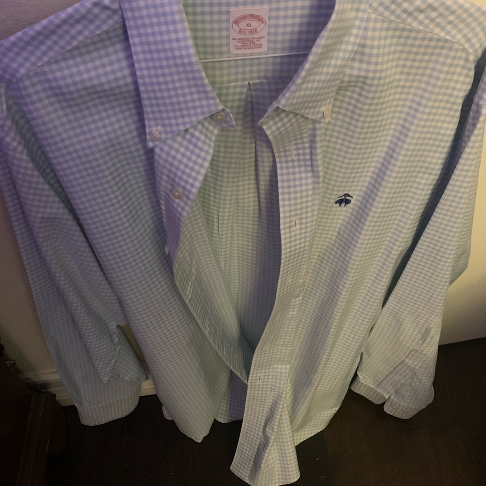 Brooks Brothers Men’s XL dress shirt